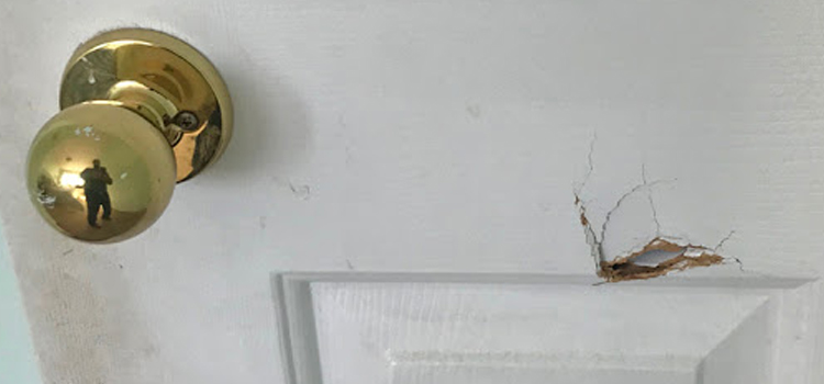 interior door hole repair Hialeah
